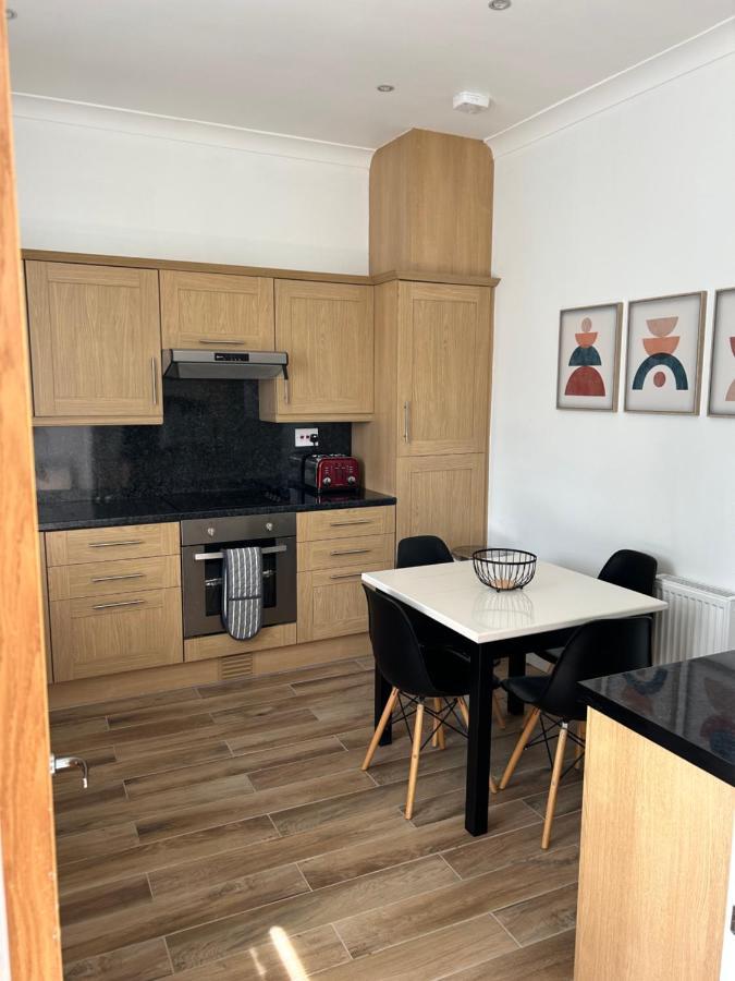 1L Albert Place Maddiston Road Brightons Falkirk Fk2 0Jx Polmont Eksteriør billede